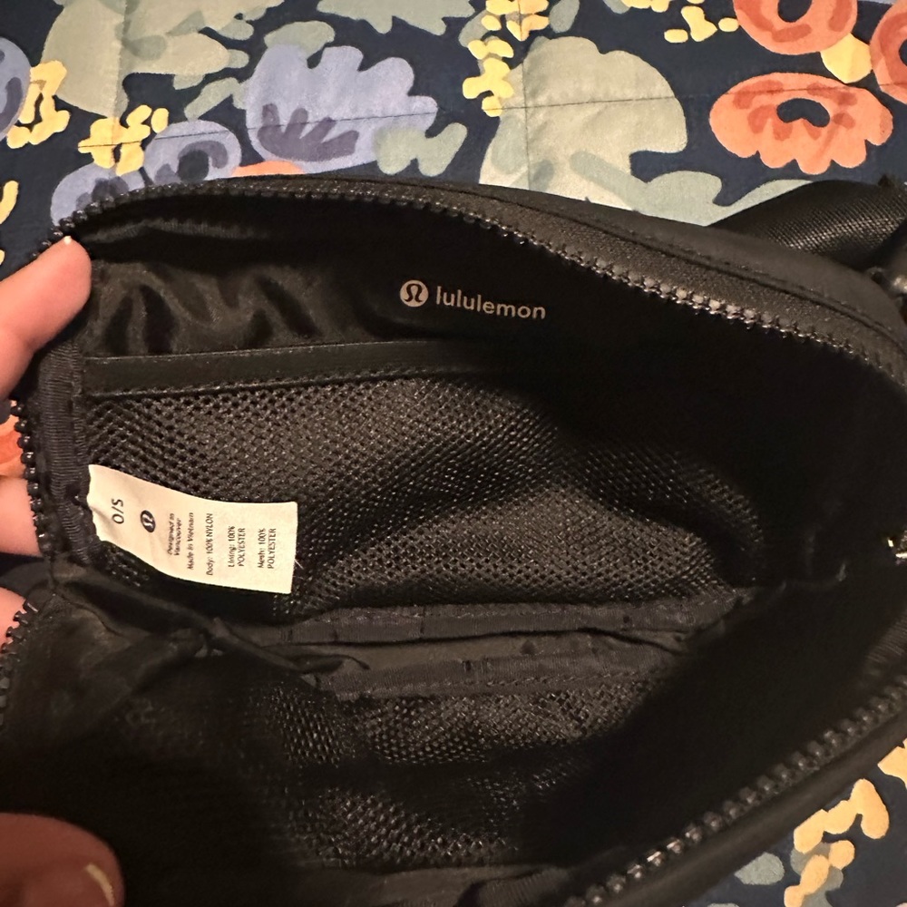 Lululemon belt bag